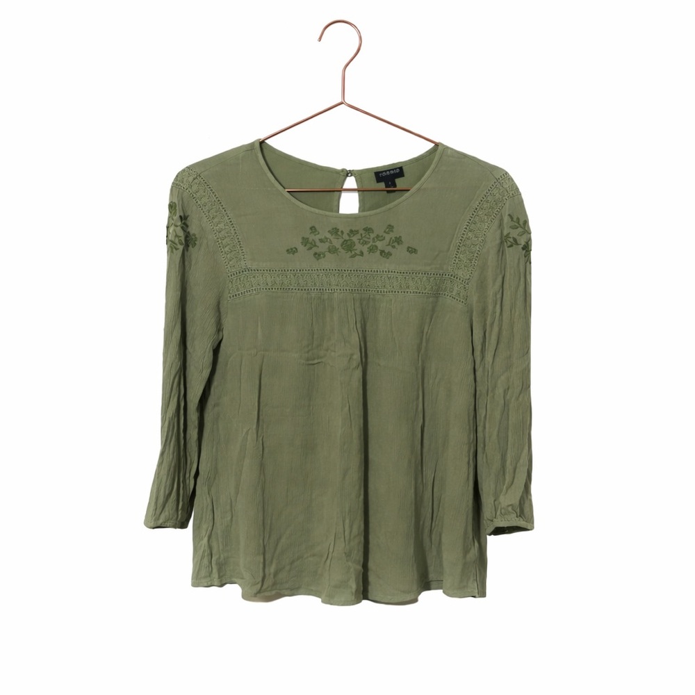 Torrid Embroidered Boho Blouse 🌿✨